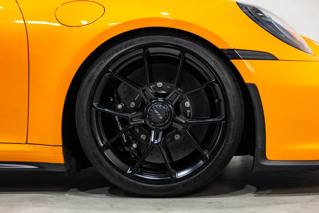 2022 Porsche 992 GT3 - Image 13 of 31