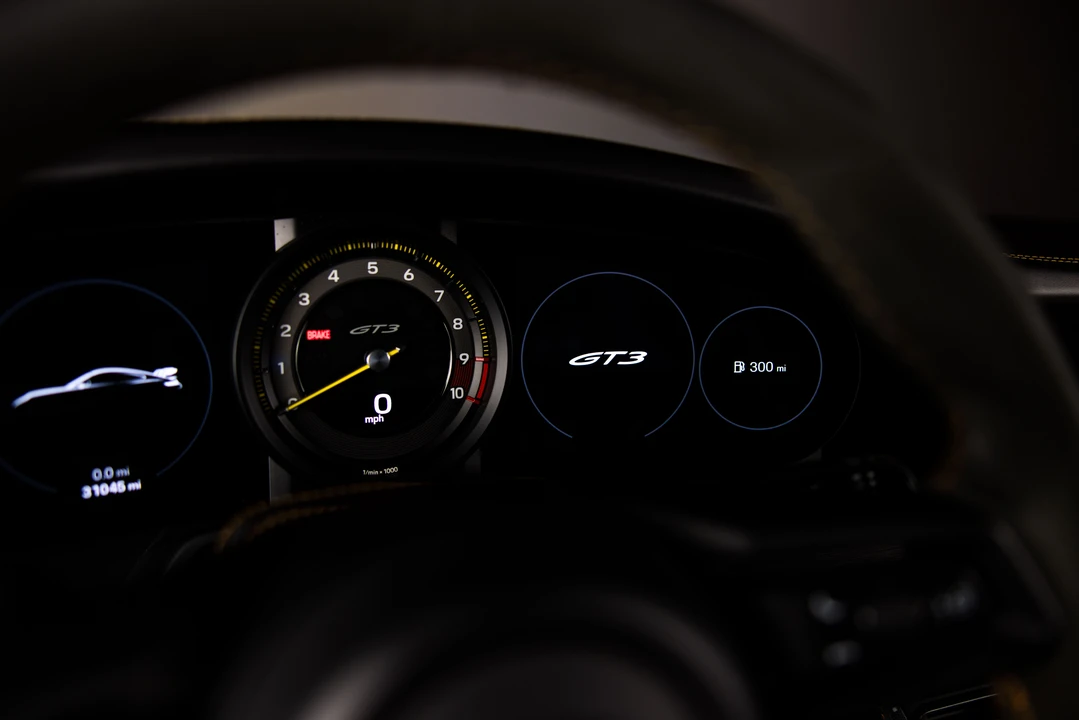 2022 Porsche 992 GT3 - Image 22 of 31