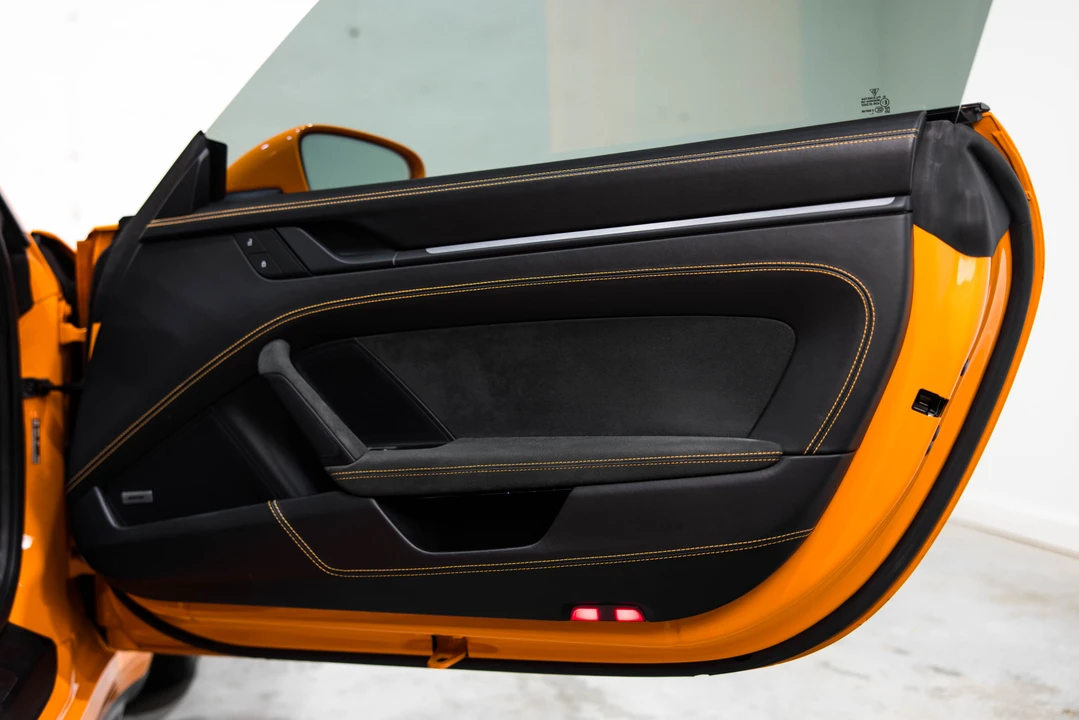 2022 Porsche 992 GT3 - Image 17 of 31