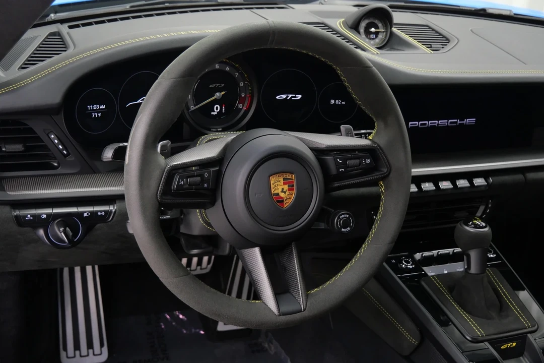 2022 Porsche 992 GT3 - Image 15 of 21