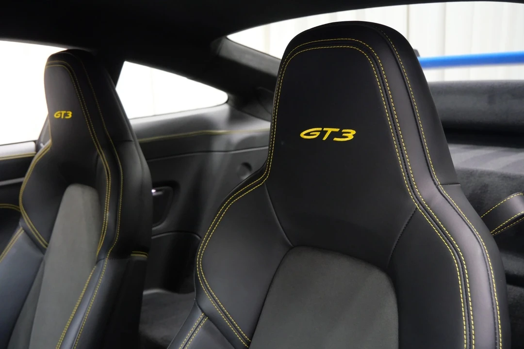 2022 Porsche 992 GT3 - Image 18 of 21