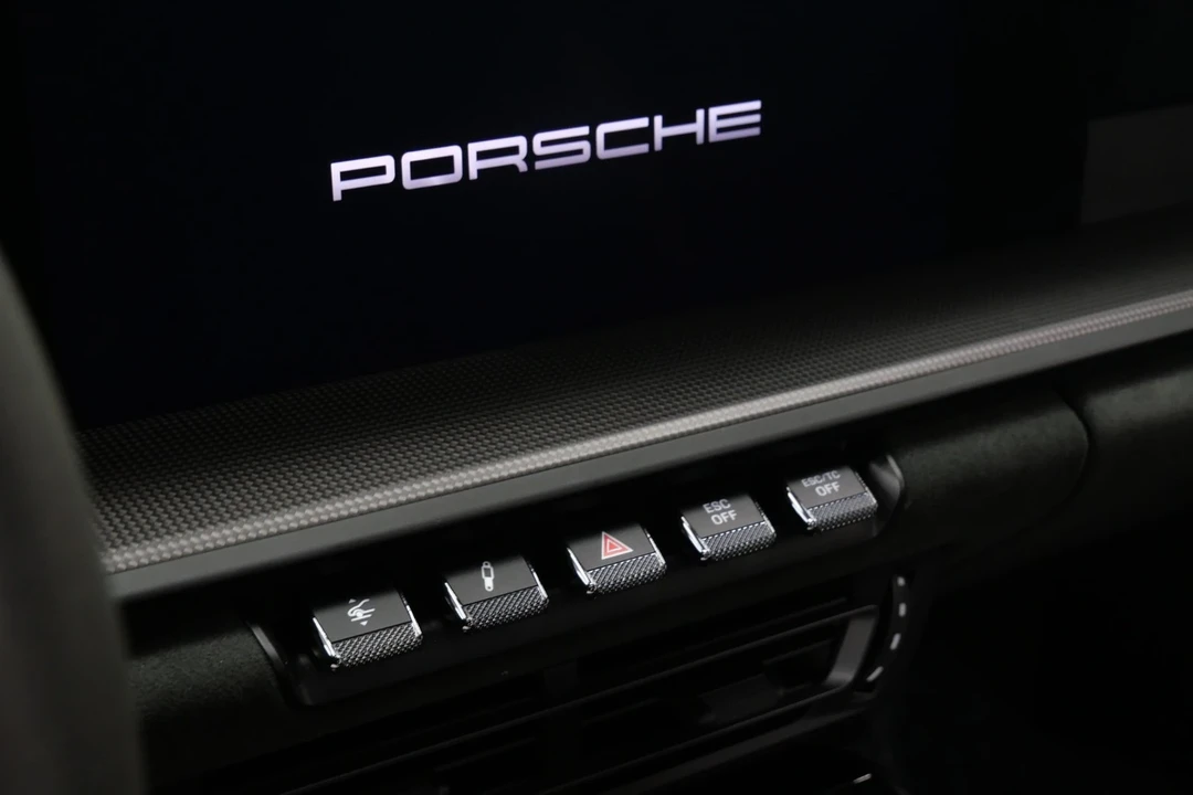 2022 Porsche 992 GT3 - Image 17 of 21