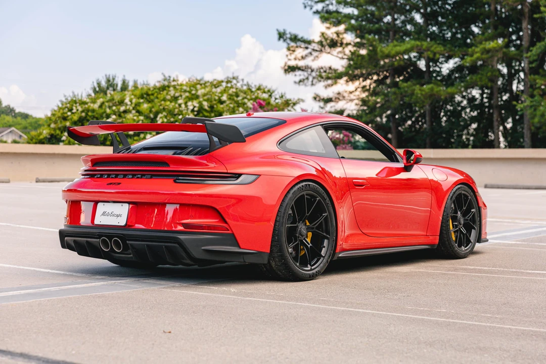 2022 Porsche 992 GT3 - Image 23 of 31