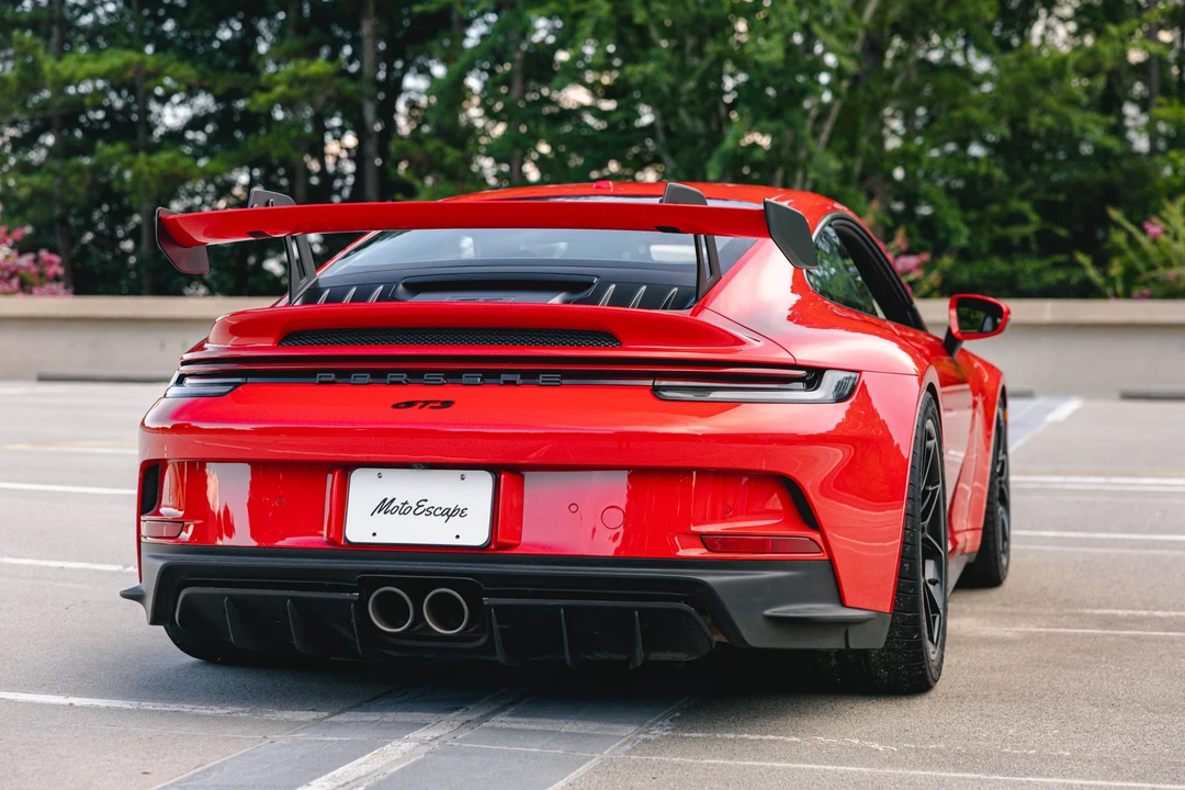 2022 Porsche 992 GT3 - Image 28 of 31