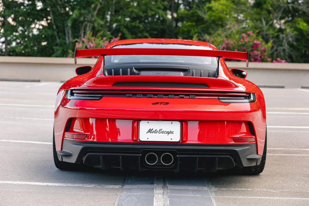 2022 Porsche 992 GT3 - Image 29 of 31