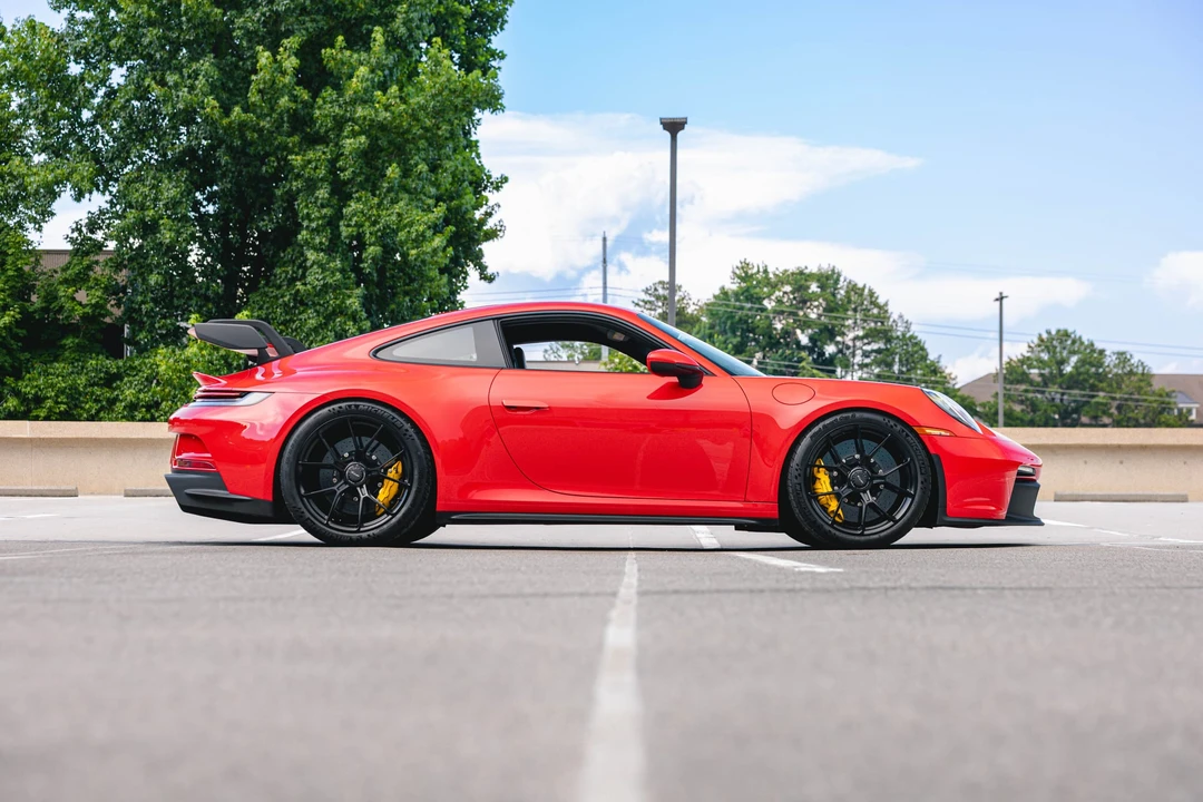 2022 Porsche 992 GT3 - Image 19 of 31