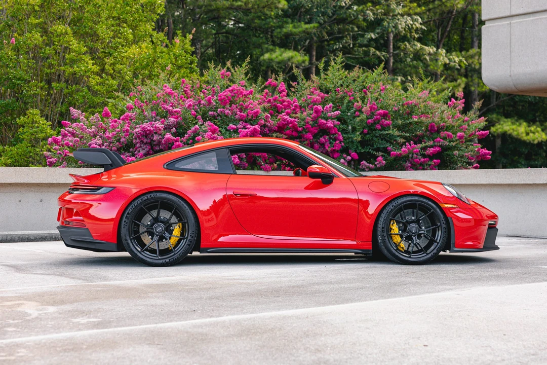 2022 Porsche 992 GT3 - Image 20 of 31