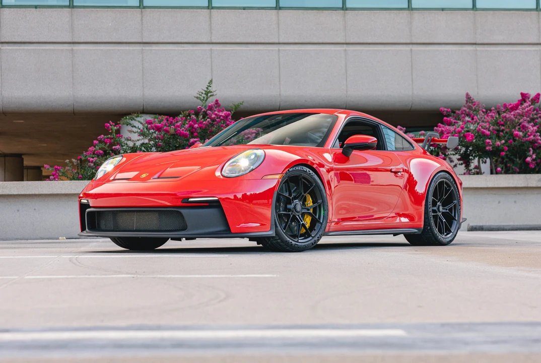 2022 Porsche 992 GT3 - Image 4 of 31