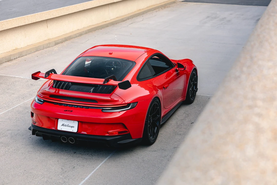 2022 Porsche 992 GT3 - Image 27 of 31