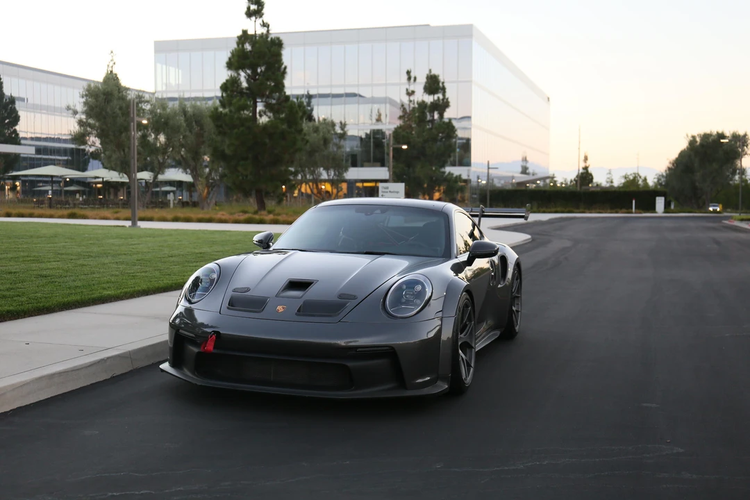 2022 Porsche 992 GT3 - Image 9 of 31