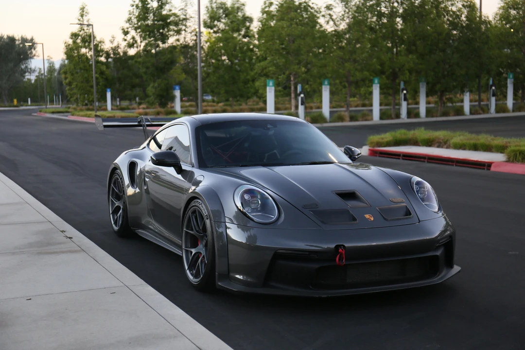 2022 Porsche 992 GT3 - Image 19 of 31