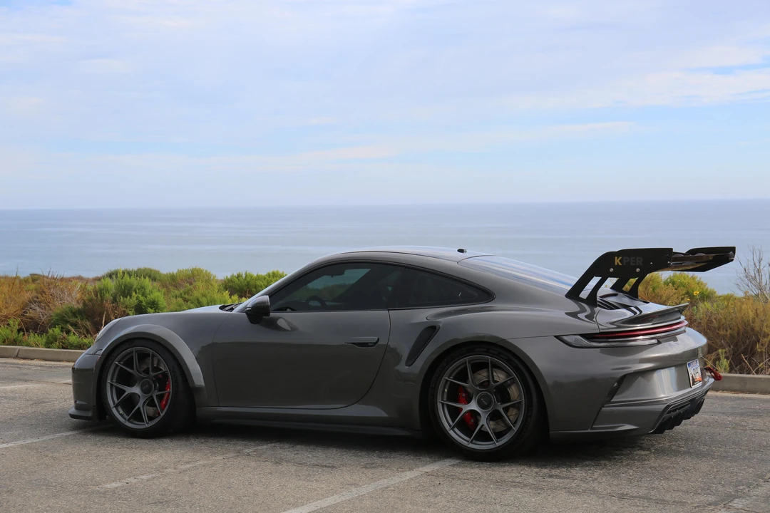 2022 Porsche 992 GT3 - Image 27 of 31
