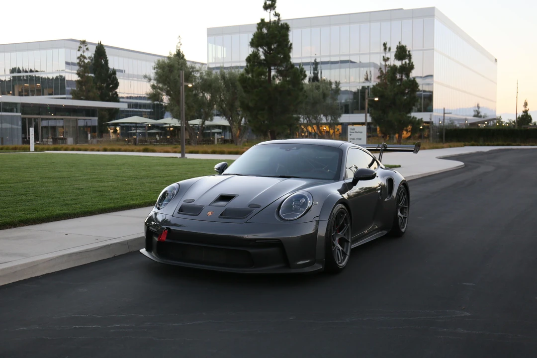 2022 Porsche 992 GT3 - Image 10 of 31