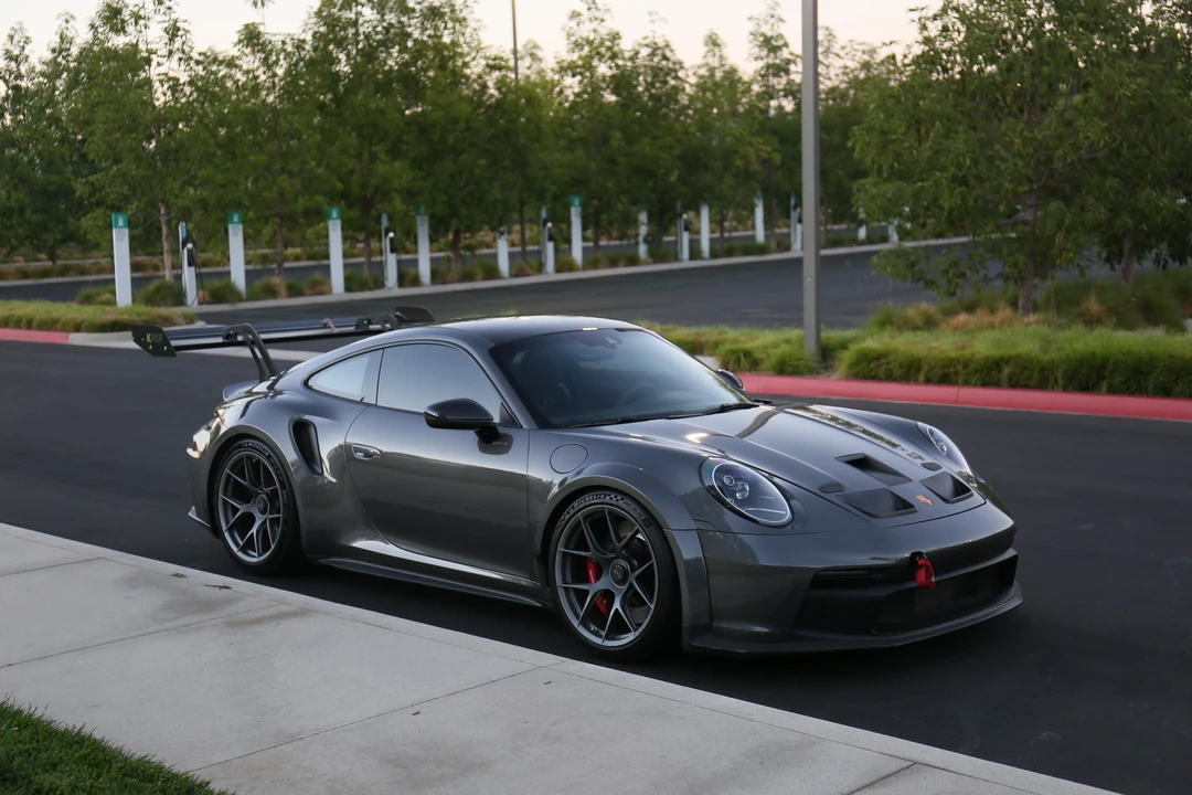 2022 Porsche 992 GT3 - Image 18 of 31