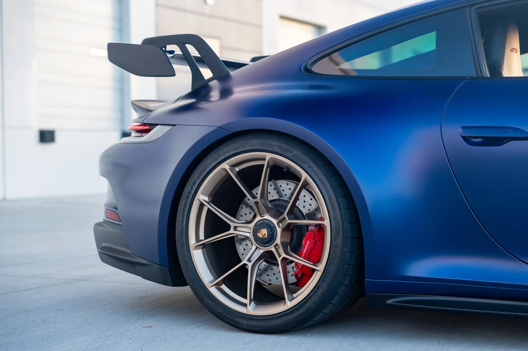 2022 Porsche 992 GT3 - Image 17 of 21