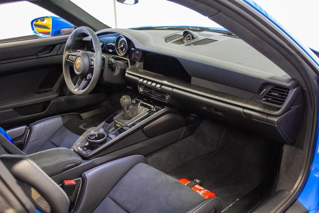 2022 Porsche - Image 21 of 31