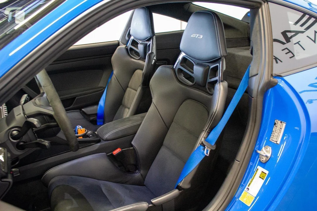 2022 Porsche - Image 19 of 31