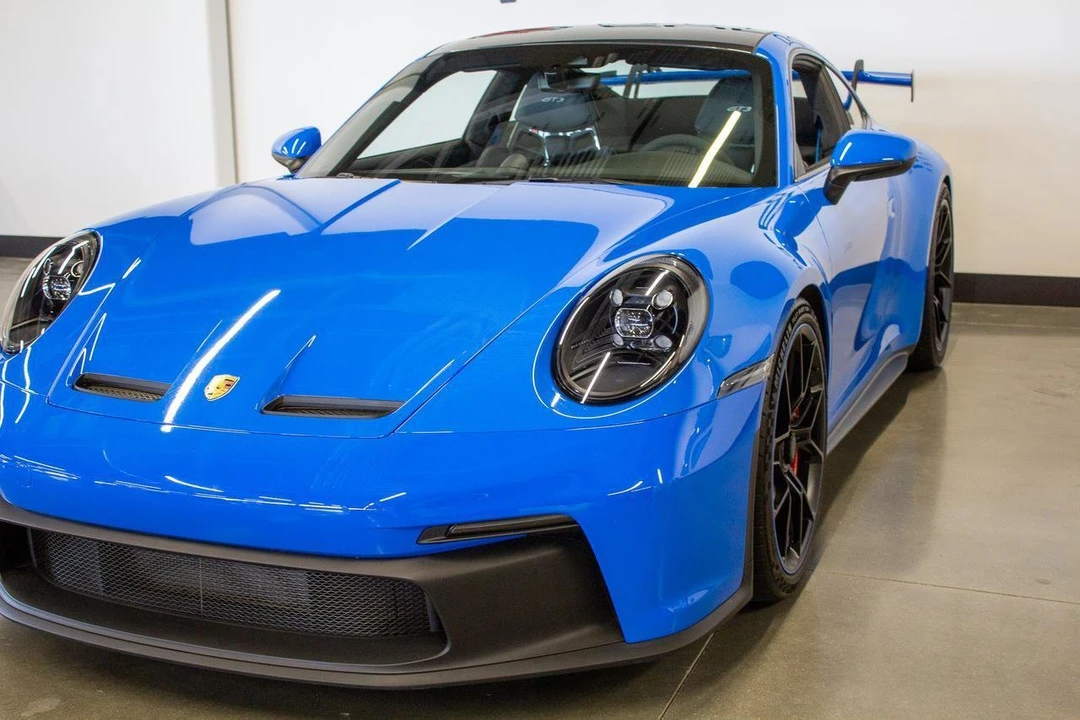 2022 Porsche - Image 11 of 31