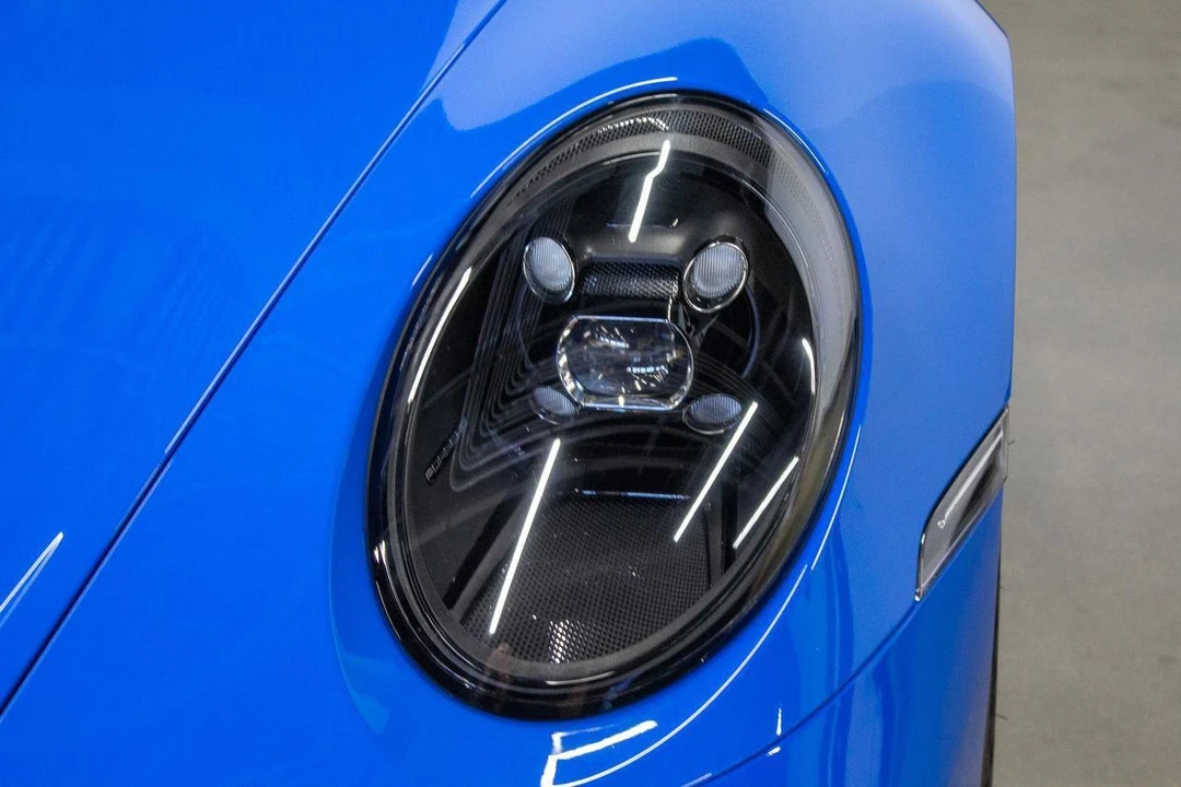 2022 Porsche - Image 30 of 31