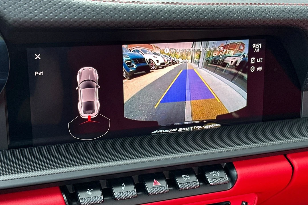 2022 Porsche - Image 23 of 31