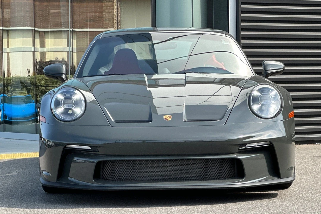 2022 Porsche 992 GT3 - Image 11 of 31