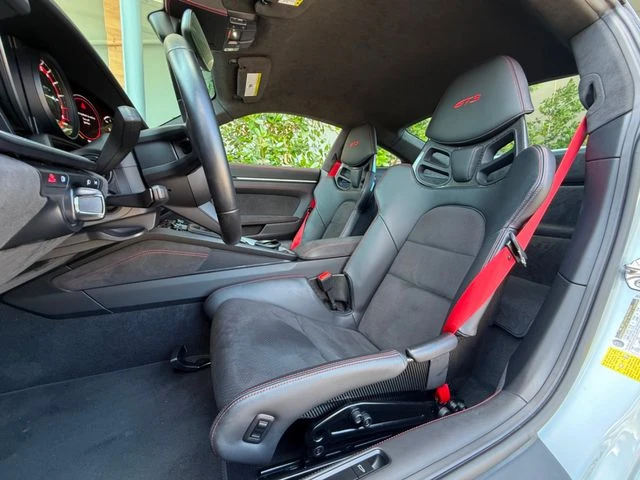 2022 Porsche 992 GT3 - Image 29 of 31