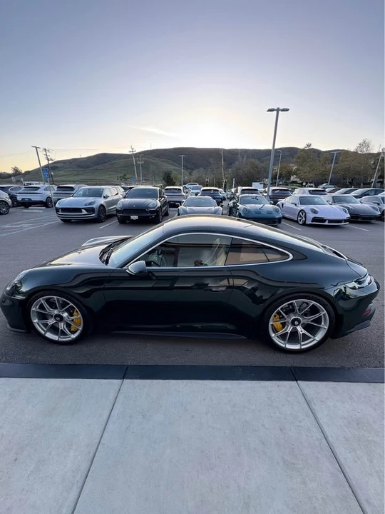 2022 Porsche 992 GT3 - Image 5 of 17