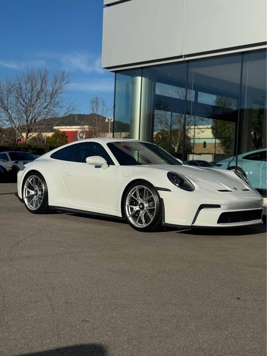 2022 Porsche 992 GT3 - Image 5 of 15