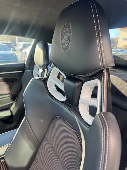 2022 Porsche 992 GT3 - Image 14 of 15