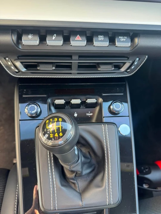 2022 Porsche 992 GT3 - Image 10 of 15