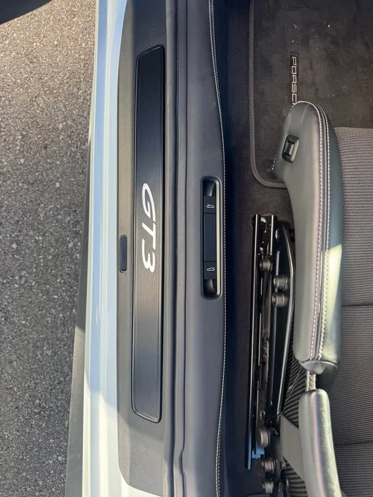 2022 Porsche 992 GT3 - Image 12 of 15