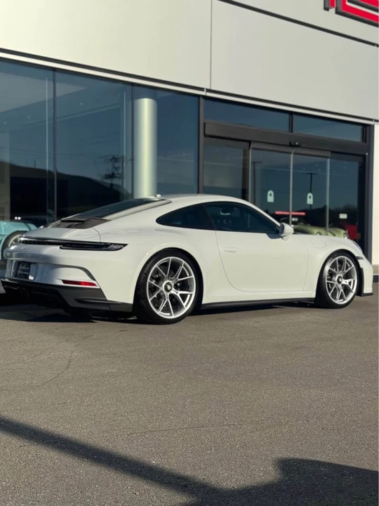 2022 Porsche 992 GT3 - Image 6 of 15