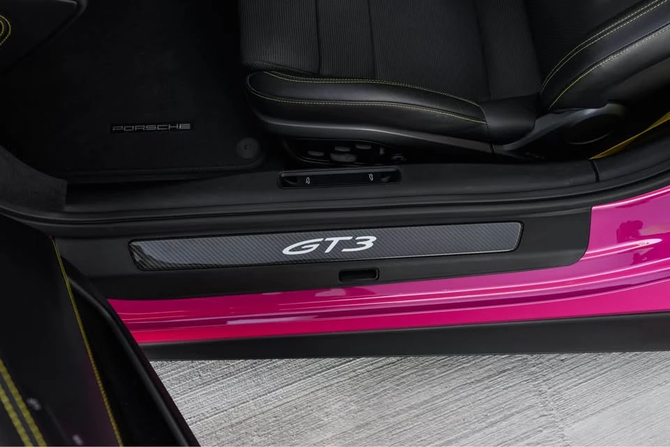 2022 Porsche 992 GT3 - Image 18 of 18