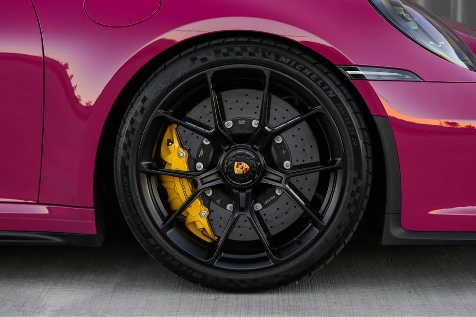 2022 Porsche 992 GT3 - Image 9 of 18