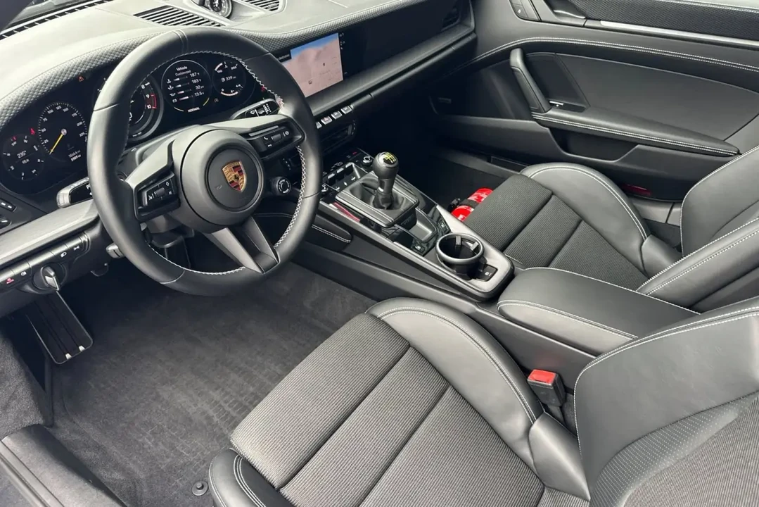 2022 Porsche 992 GT3 - Image 4 of 13