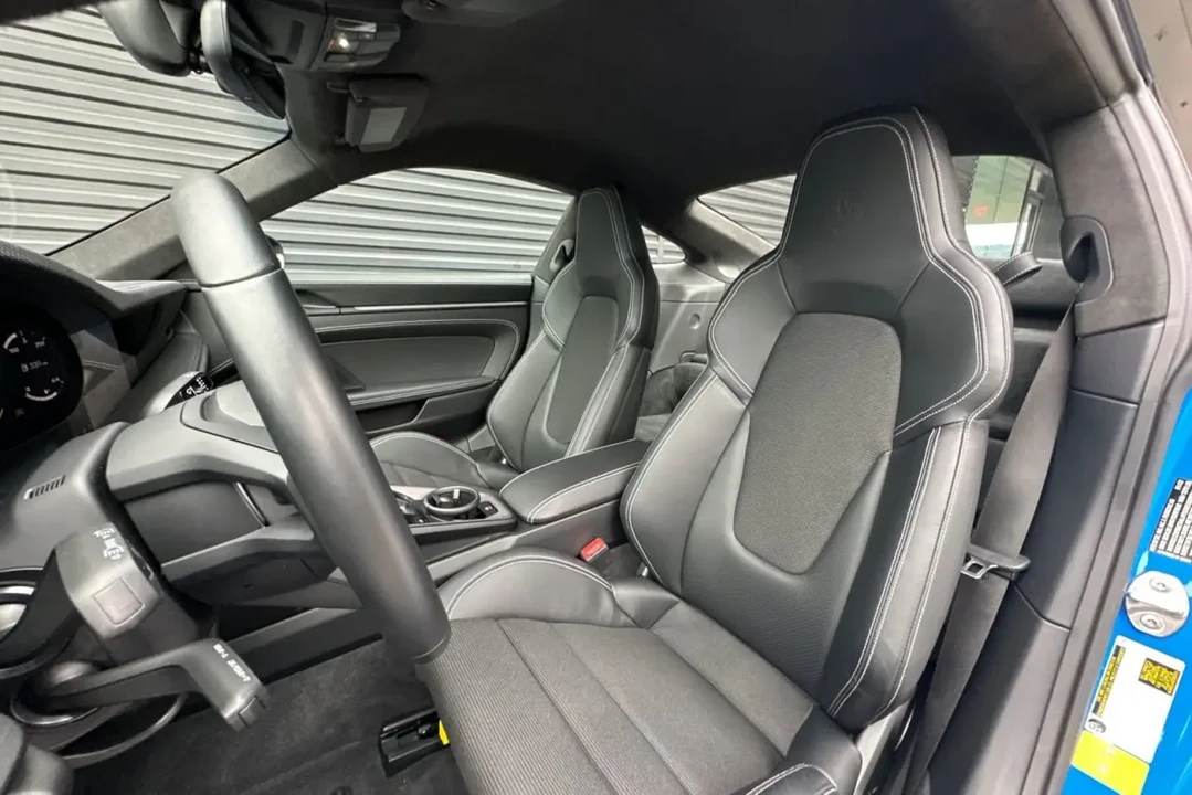 2022 Porsche 992 GT3 - Image 5 of 13
