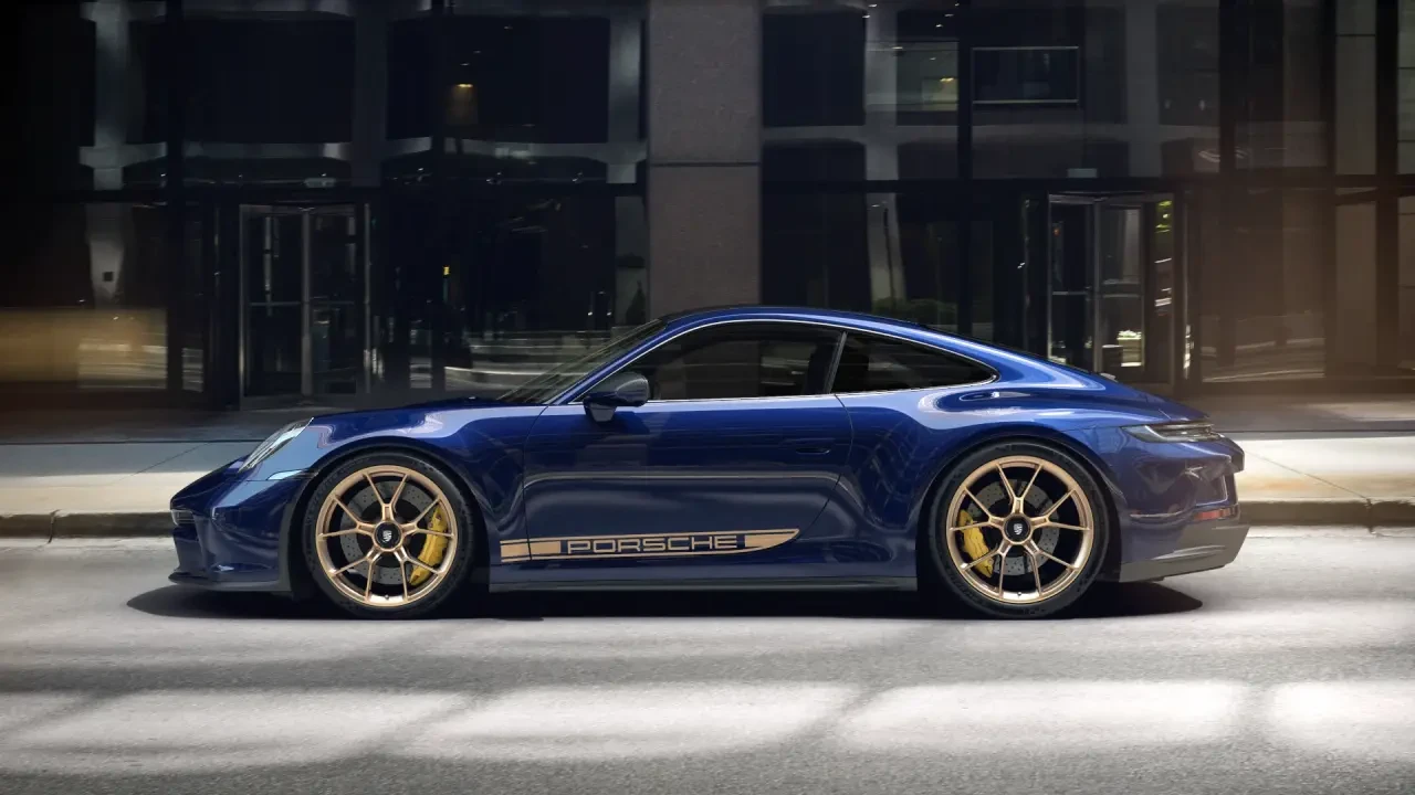 2022 Porsche 992 GT3 - Image 2 of 7