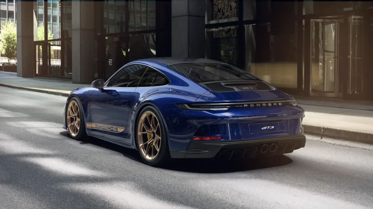 2022 Porsche 992 GT3 - Image 3 of 7