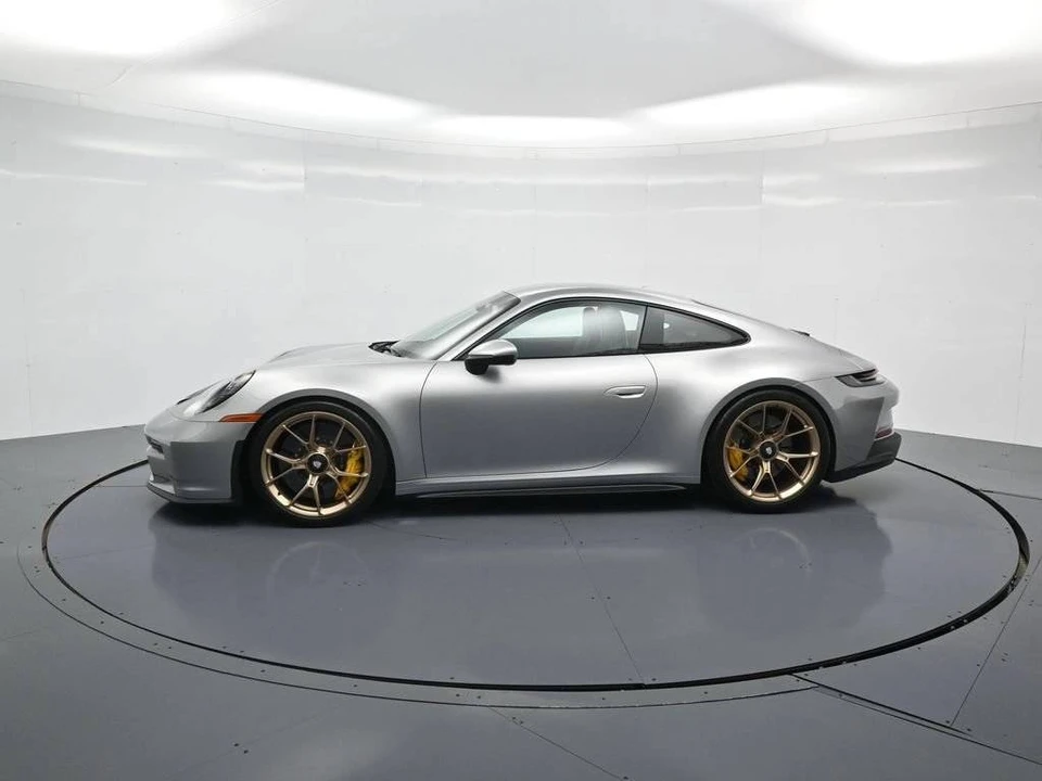2022 Porsche 992 GT3 Touring - Image 2 of 5