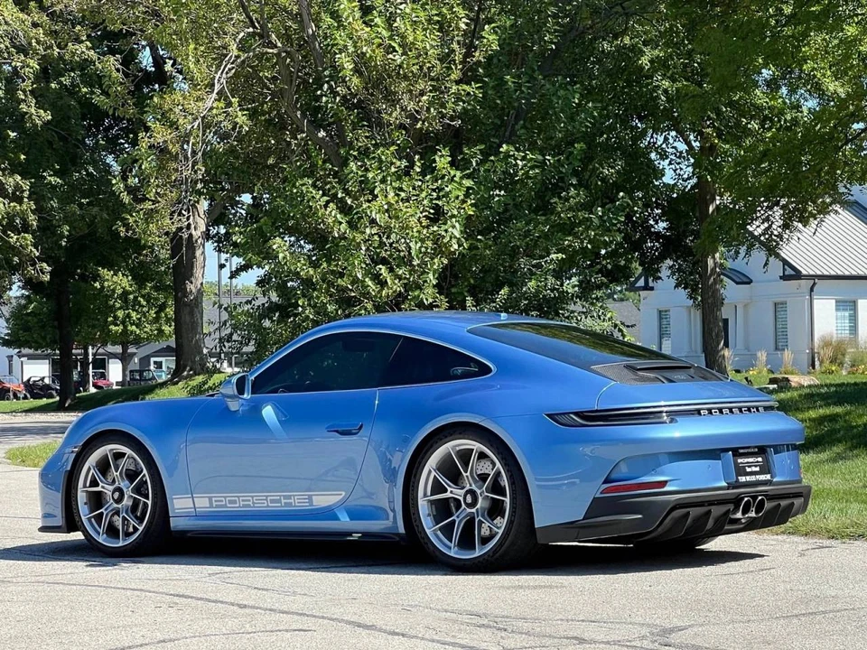 2022 Porsche 992 GT3 Touring - Image 3 of 5