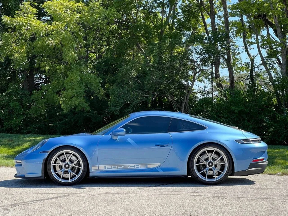 2022 Porsche 992 GT3 Touring - Image 2 of 5