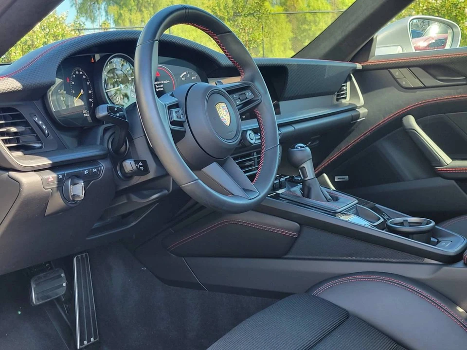 2022 Porsche 992 GT3 Touring - Image 4 of 4