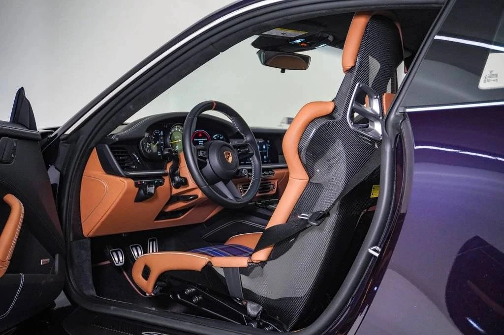 2022 Porsche 992 GT3 Touring - Image 5 of 5