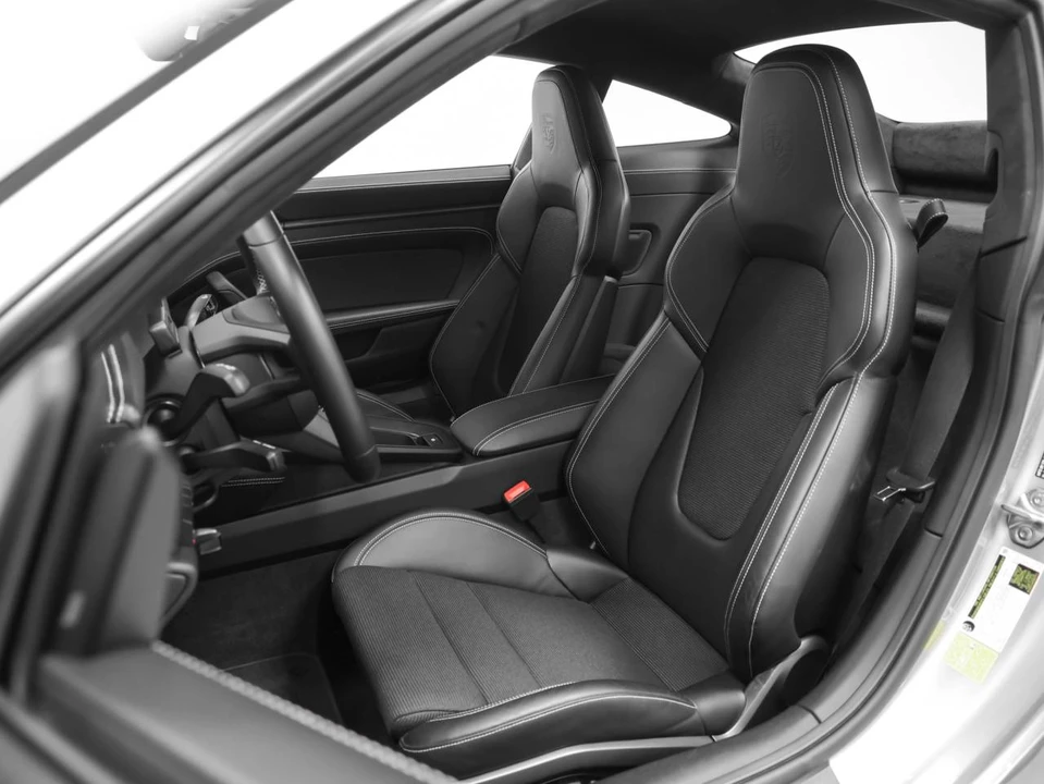 2022 Porsche 992 GT3 Touring - Image 5 of 5