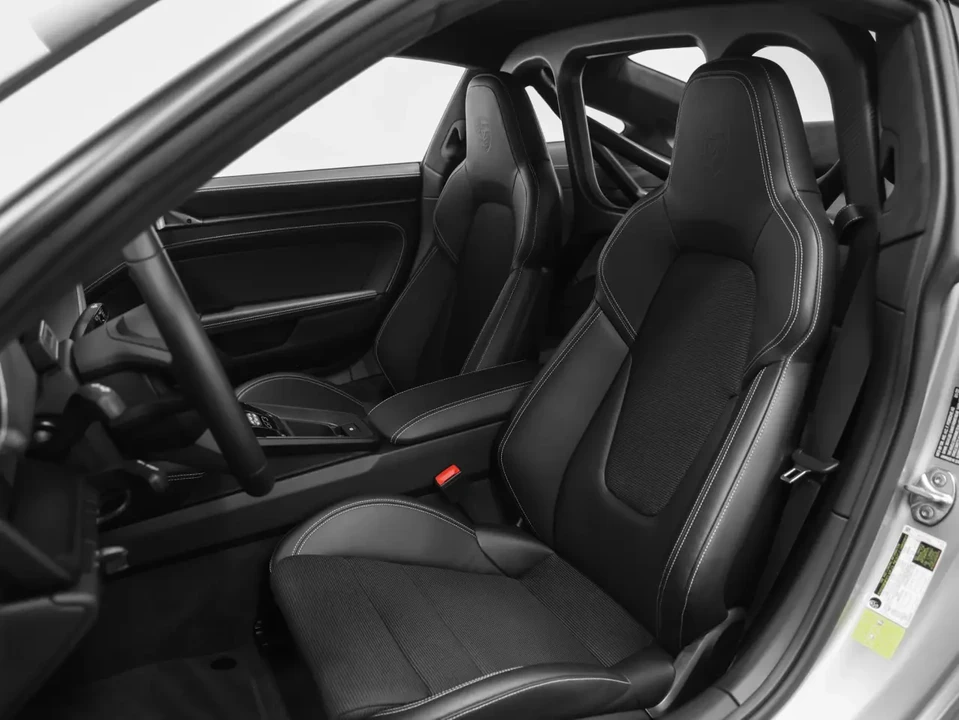 2022 Porsche 992 GT3 - Image 5 of 8