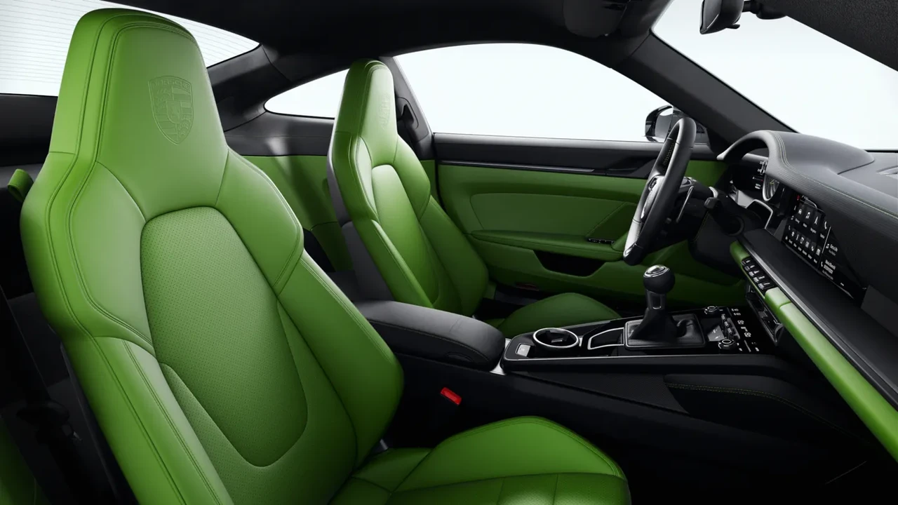 2022 Porsche 992 GT3 - Image 13 of 21