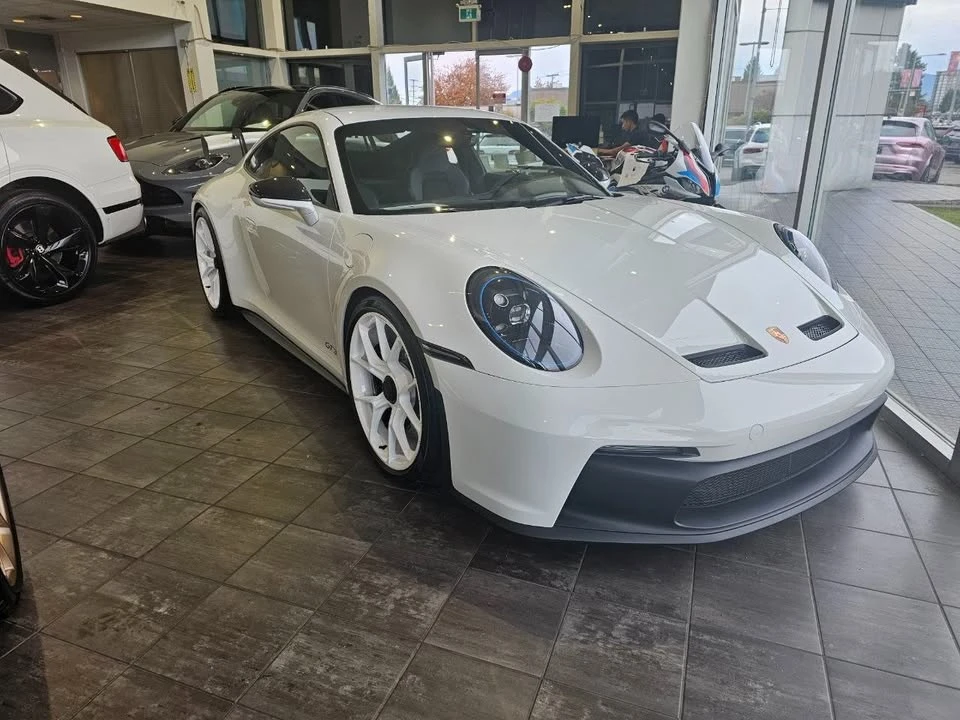 2022 Porsche 992 GT3 - Image 2 of 5