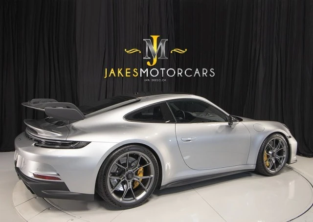 2022 Porsche 992 GT3 - Image 11 of 24