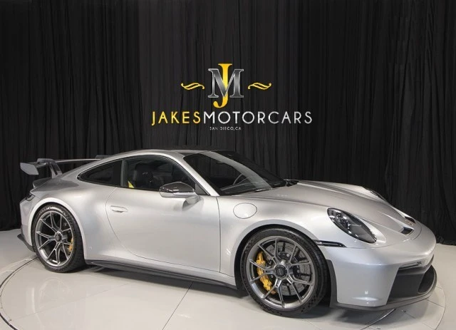 2022 Porsche 911 - Image 16 of 24