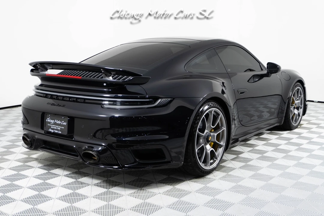 2022 Porsche 911 - Image 11 of 31